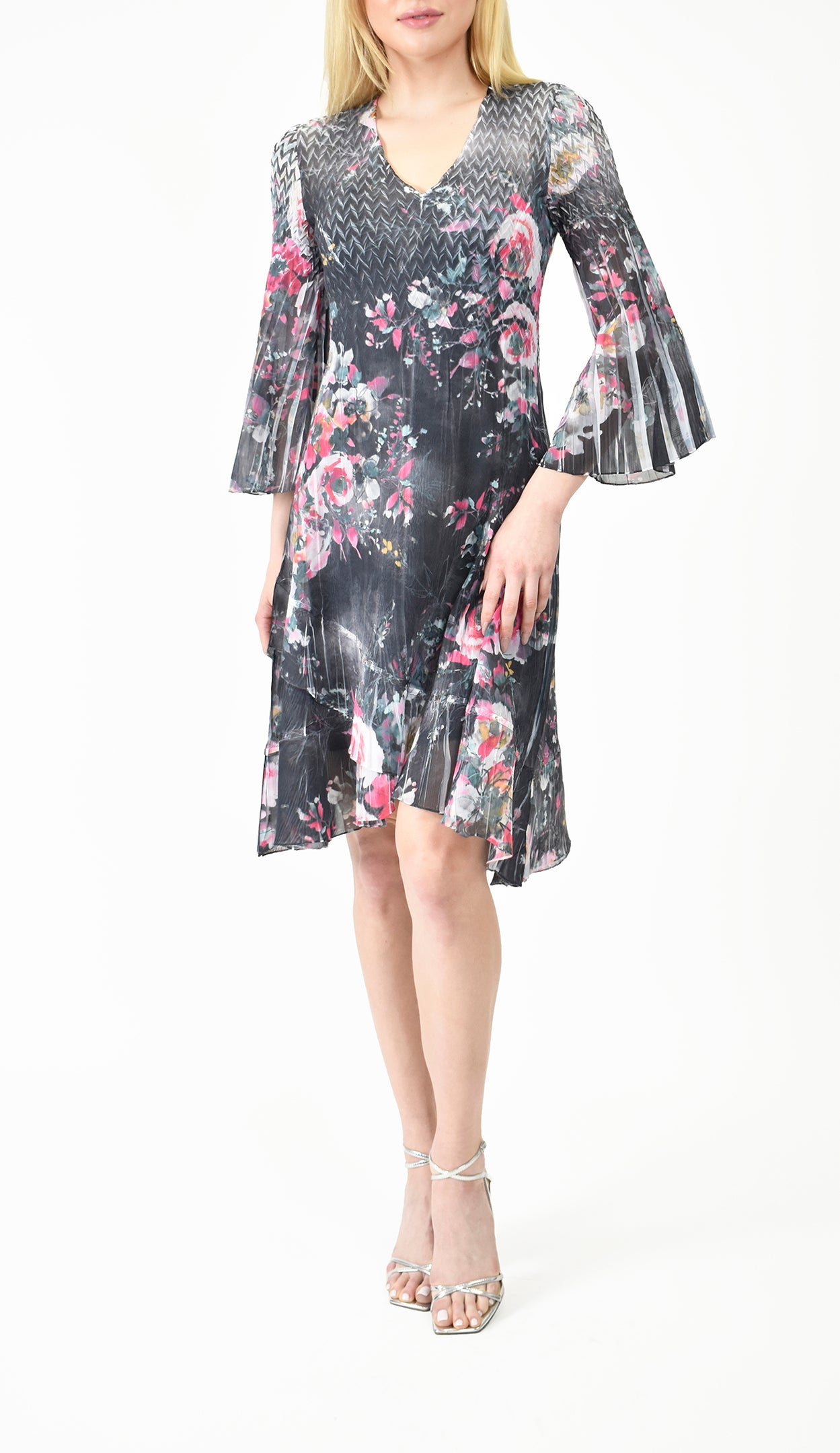 Chiffon Dress With Split Sleeve